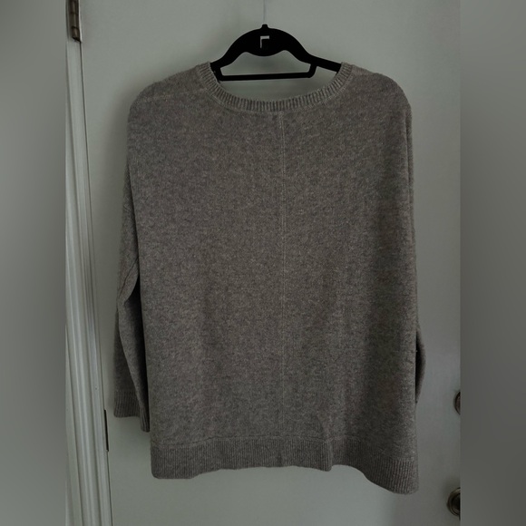 NEWLY REDUCED! Vince Yak/wool crew neck heather taupe sweater. - Picture 2 of 4